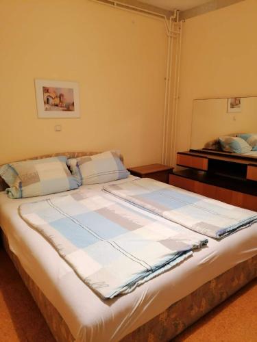 Apartments and rooms by the sea Kampor, Rab - 12473
