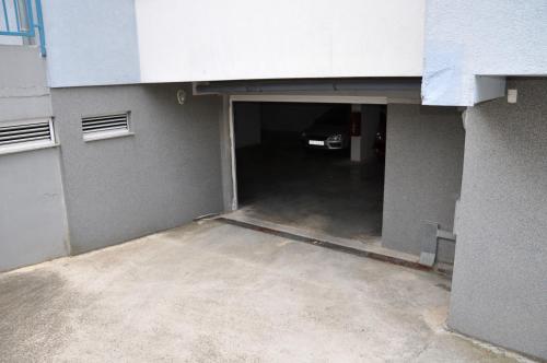 Apartments with a parking space Zadar - 12514