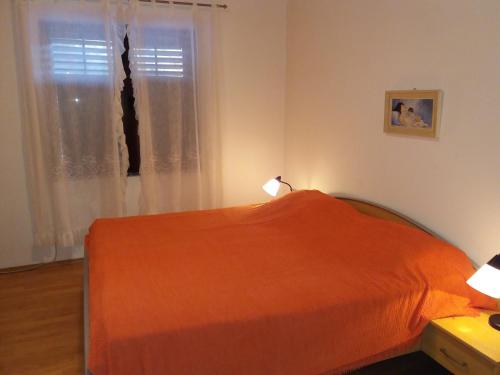 Apartments with parking space Biograd na Moru, Biograd - 12544