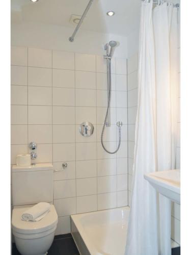 Ένα μπάνιο στο Hotel Eikamper Höhe
