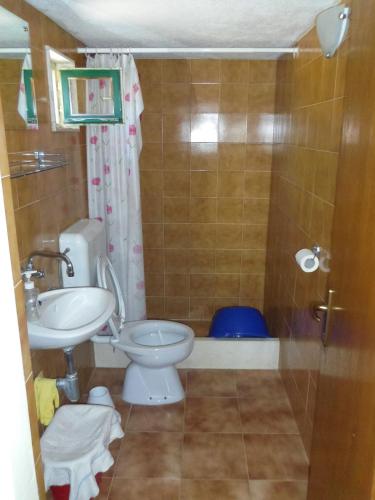 Holiday house with a parking space Bol, Brac - 12604