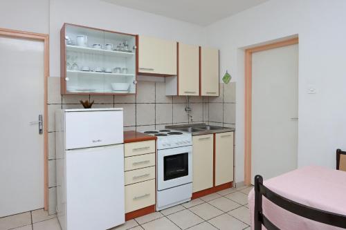 Apartment Crikvenica 12592a
