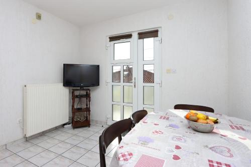 Apartment Crikvenica 12592c