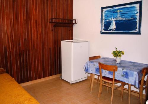 Seaside secluded apartments Cove Pavija Luka, Korcula - 12758