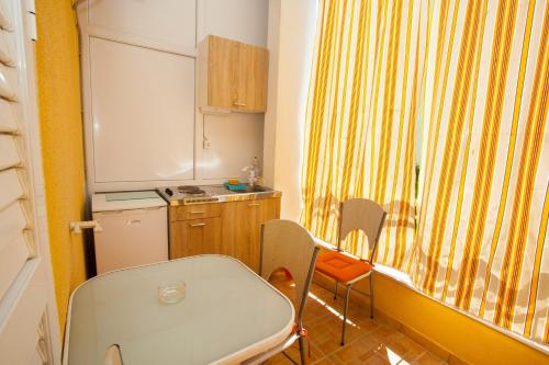 Studio Podgora 12816a