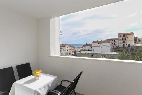 Apartments with parking space Podstrana, Split - 12837