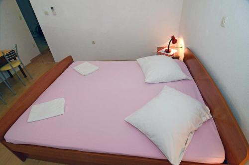 Posteľ alebo postele v izbe v ubytovaní Studio Makarska 12211b