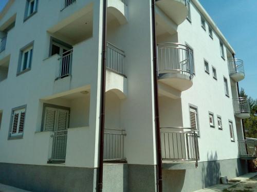 Fotografia z galérie ubytovania Apartments with a parking space Starigrad, Paklenica - 12992 v destinácii Starigrad-Paklenica