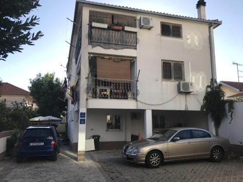 Fotografia z galérie ubytovania Apartments by the sea Trogir - 13167 v Trogiri