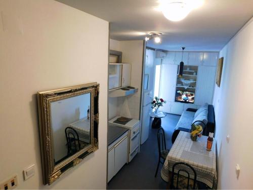 Apartments with WiFi Split - 13305