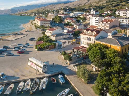 Fotografie z fotogalerie ubytování Apartments by the sea Pag - 13329 v destinaci Pag