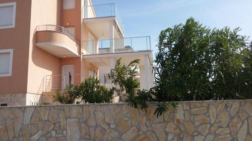 Fotografie z fotogalerie ubytování Apartments by the sea Razanj, Rogoznica - 13507 v Rogoznici