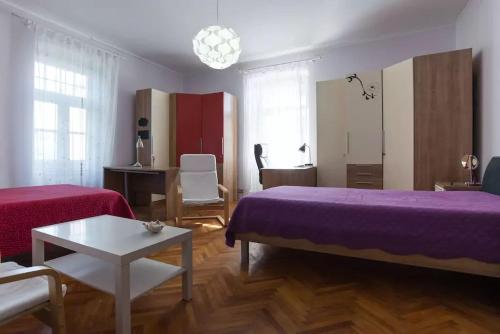Posteľ alebo postele v izbe v ubytovaní Apartments with a parking space Pula - 14565