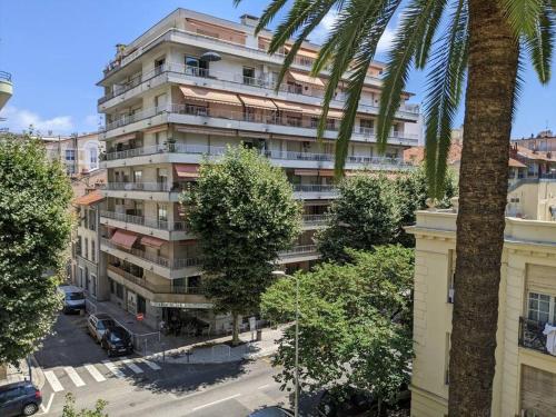 Amazing 2-bedroom apartment in Nice near the beach