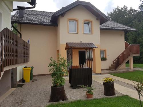 Apartment Smoljanac 14603b – Photos 2