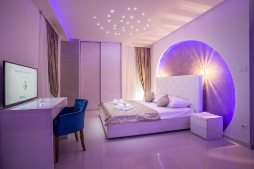 Luxury villa with a swimming pool Stobrec, Split - 14700