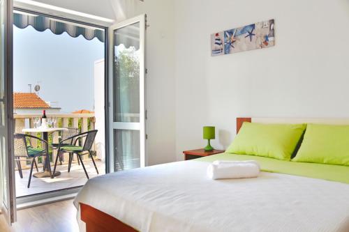 Apartments by the sea Razanj, Rogoznica - 14712