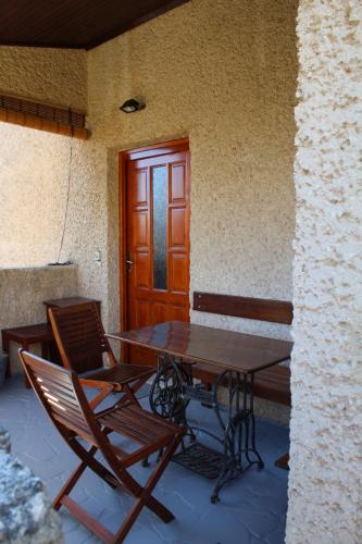 Apartments with WiFi Novigrad - 14743