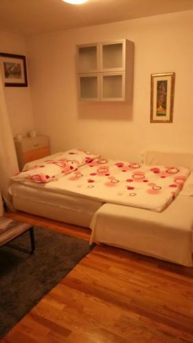 Apartments with WiFi Omis - 14824