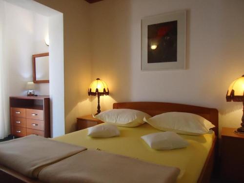 Apartments by the sea Baska Voda, Makarska - 14881