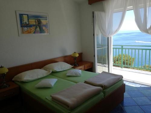Apartments by the sea Baska Voda, Makarska - 14881