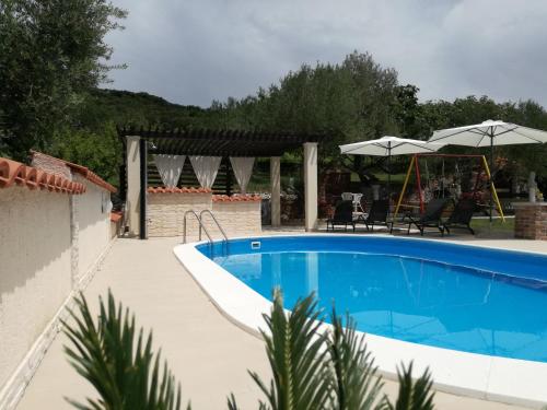 Family-friendly apartments with swimming pool Kampor, Rab - 14897