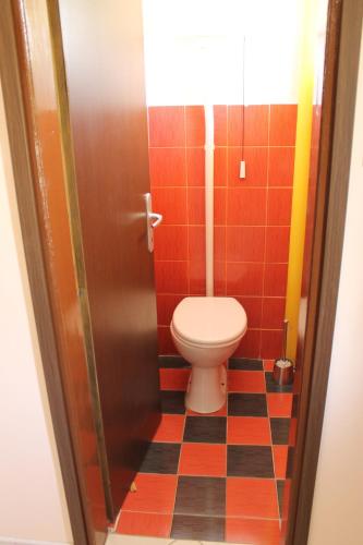 Ένα μπάνιο στο Apartments by the sea Mandre, Pag - 14918