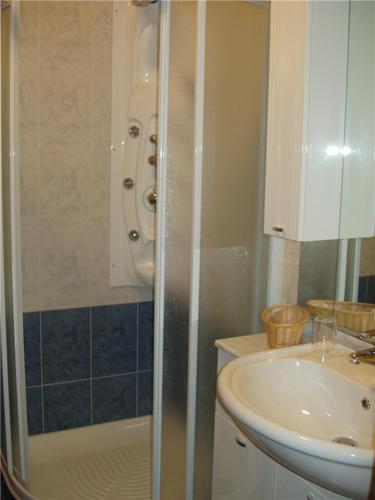 Apartments with a parking space Mali Losinj (Losinj) - 14944