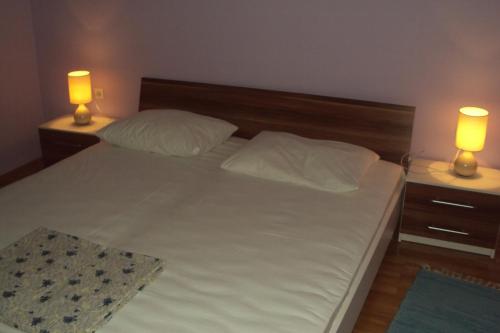 Apartments by the sea Vodice - 14977
