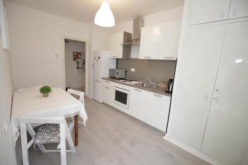 Apartments with WiFi Zadar - 14959