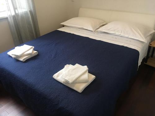 Apartments by the sea Trogir - 14988