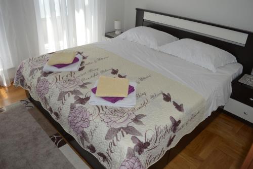 Apartments with parking space Podstrana, Split - 15001