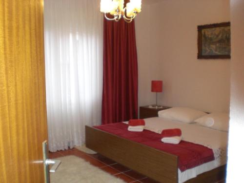 Apartments by the sea Trogir - 15030