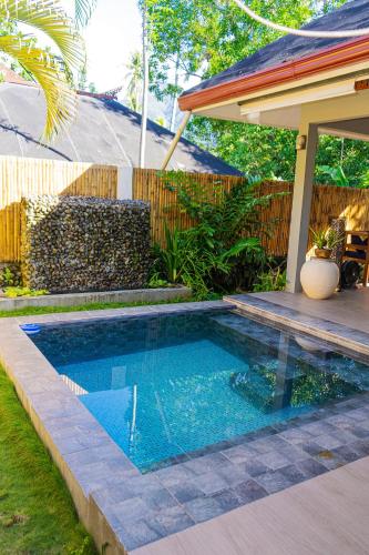 Piscine de l'établissement Balai sa Baibai ou située à proximité