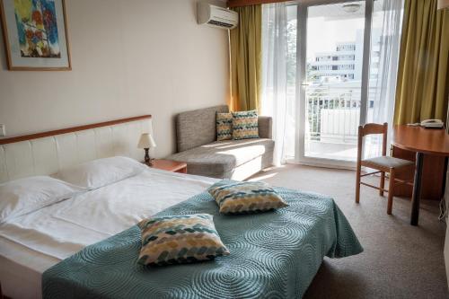Gallery image of Hotel Laguna Garden in Albena