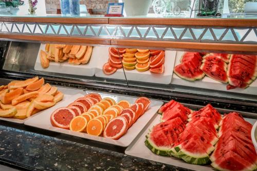Gallery image of Hotel Laguna Garden in Albena
