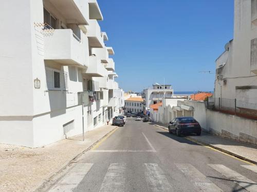 Old Town Apartment 5min to the beach