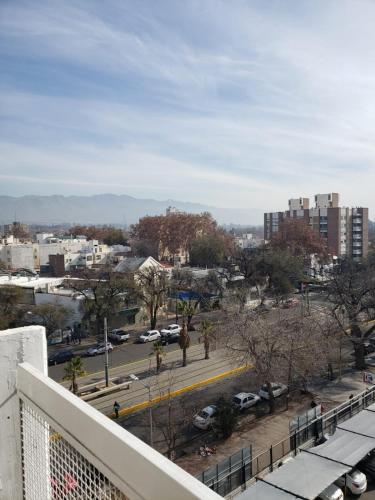 - Balcón con vistas a la ciudad en LA ESQUINA en Mendoza
