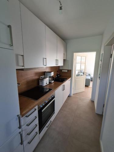 Η κουζίνα ή μικρή κουζίνα στο Ferienwohnung Im Werder -für Monteure nicht geeignet-