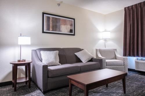 Ruang duduk di Cobblestone Inn & Suites - Pine Bluffs