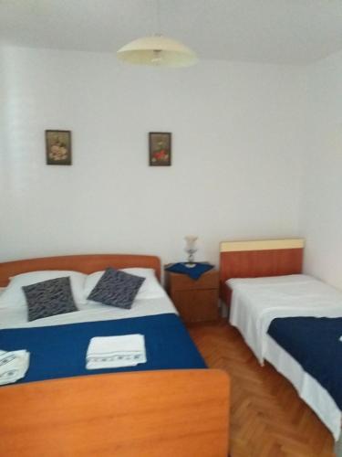 Apartments by the sea Caska, Pag - 202
