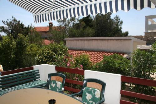 Balkón nebo terasa v ubytování Apartments by the sea Kosljun, Pag - 203