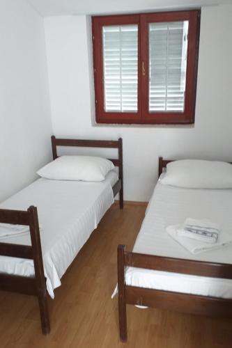 Apartment Caska 202c