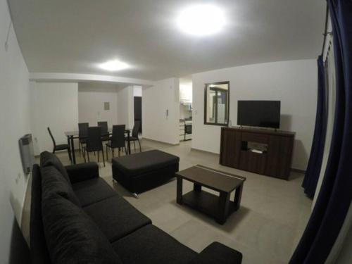 1 - Departamento 2 Dormitorios, Cochera - Mendoza