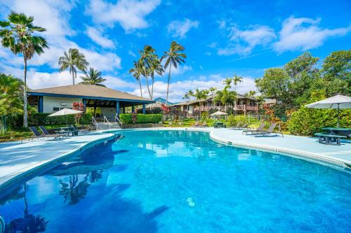 Kolam renang di atau dekat dengan View House Tower!