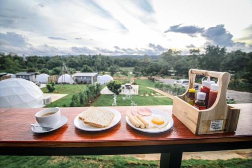 Jídlo v luxury tent nebo okolí