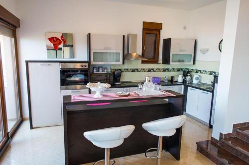 Family friendly house with a swimming pool Rogoznica - 15176