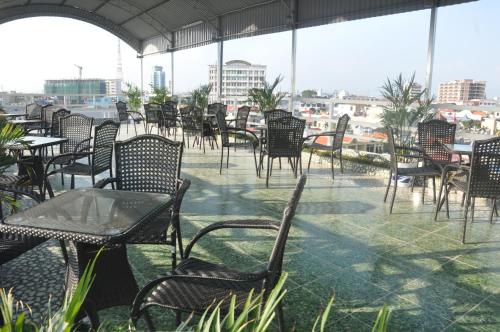 Gallery image of Rose Hotel in Hai Phong