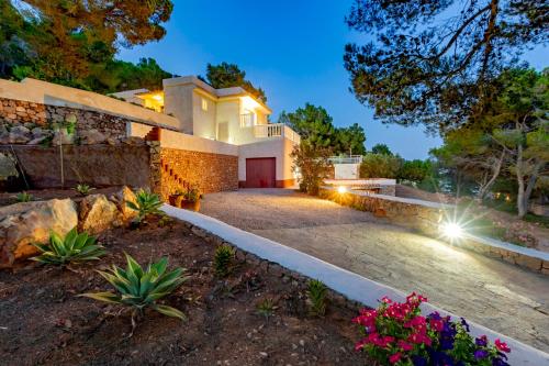 Gallery image of Villa in Ibiza Town, sleeps 6 - Can Damia in Sant Jordi