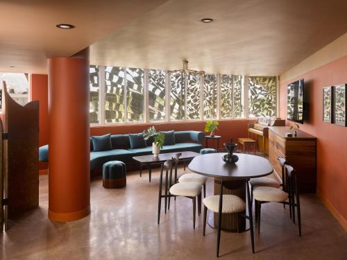 Mayfair House Hotel & Garden Image
